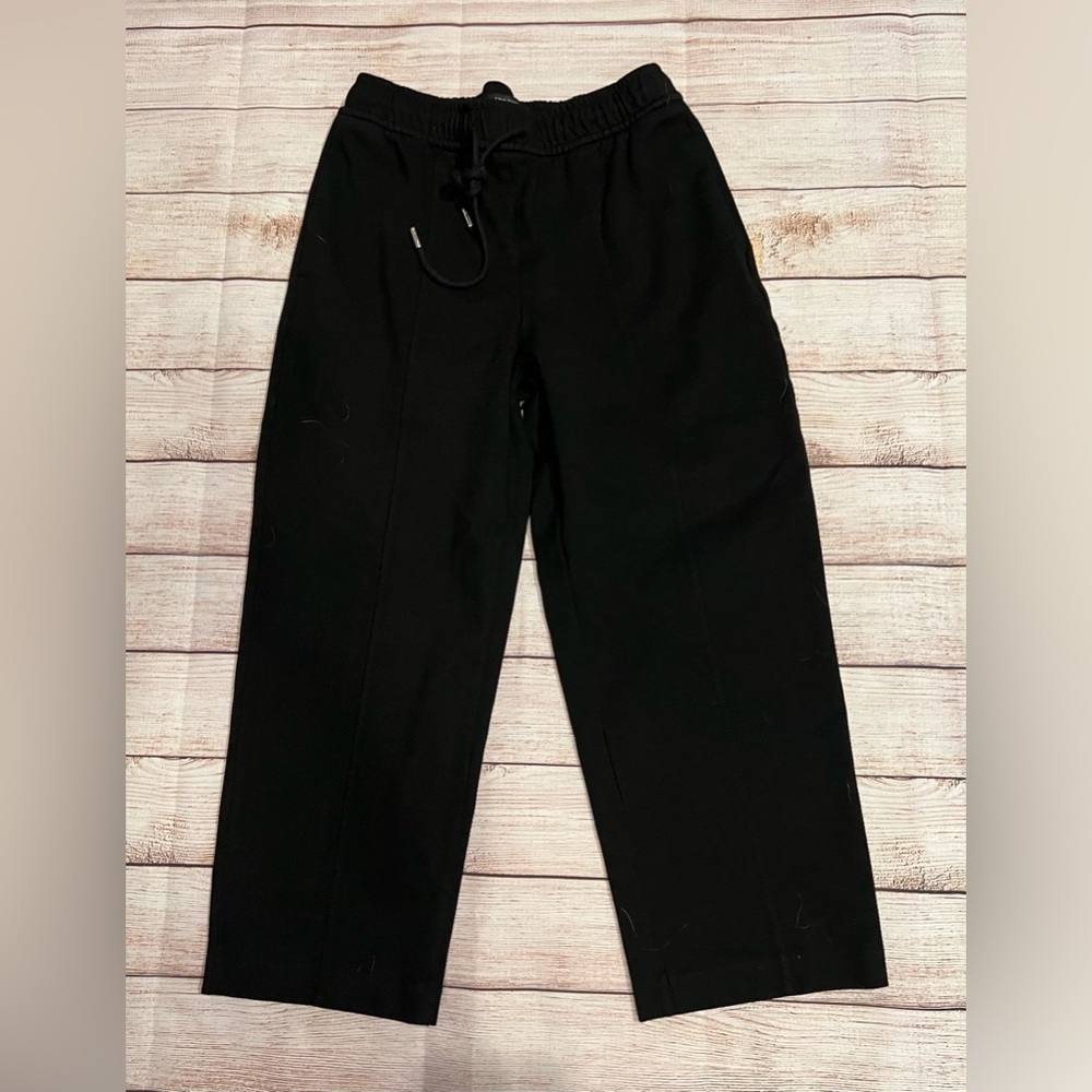 Ann Taylor Black elastic pull string waist black pants size Medium Petite